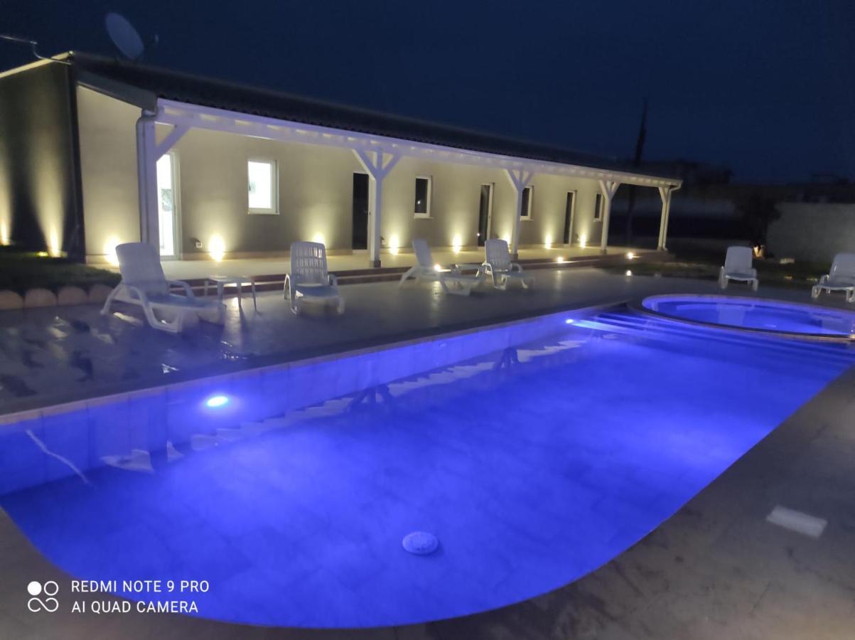 Perladelmare Aparthotel Avola Ngoại thất bức ảnh