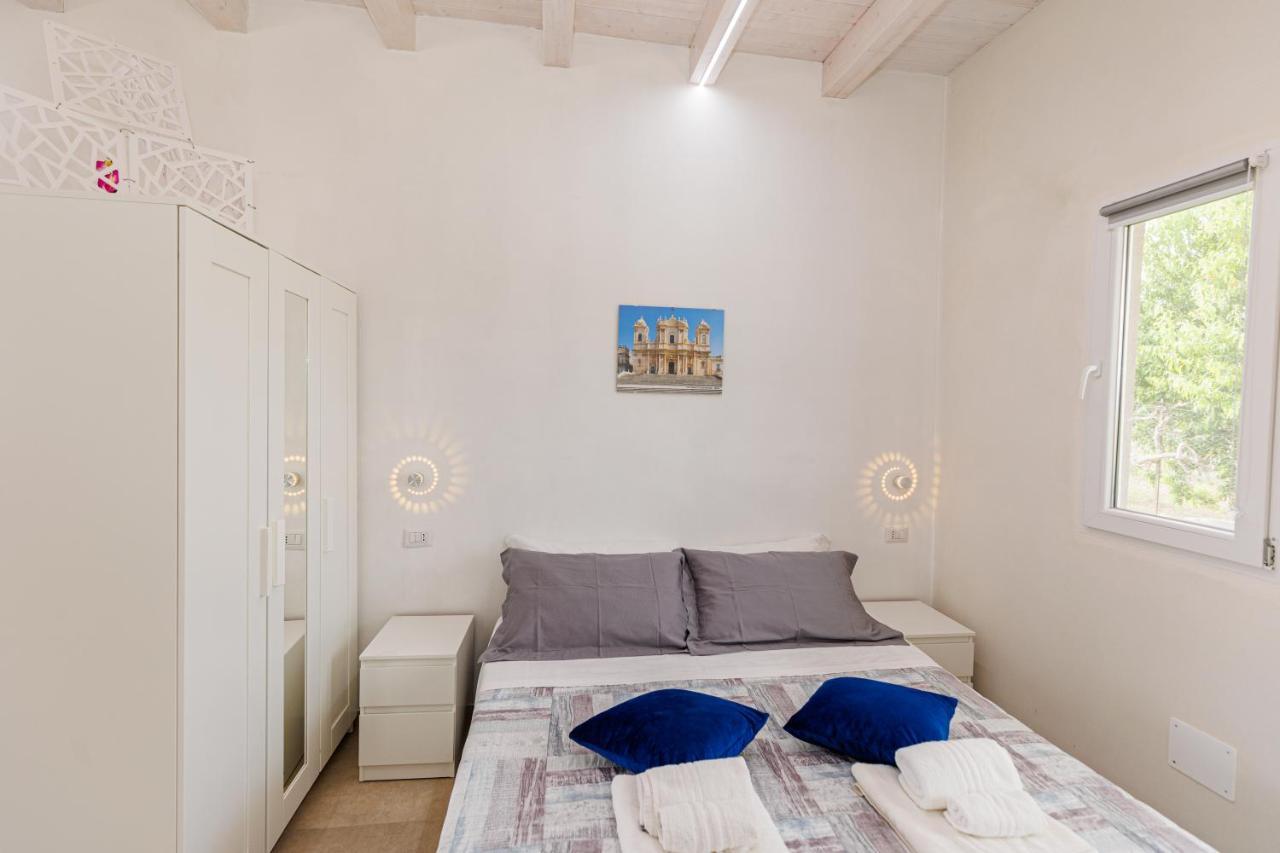 Perladelmare Aparthotel Avola Ngoại thất bức ảnh